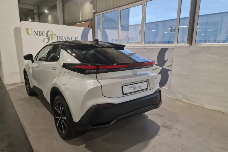 Toyota C-HR din 2025 cu 970 km - oferta TOY151342 - foto 17