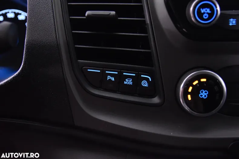 Ford Transit Custom din 2021 cu 128.964 km - oferta FOR151354 - foto 14