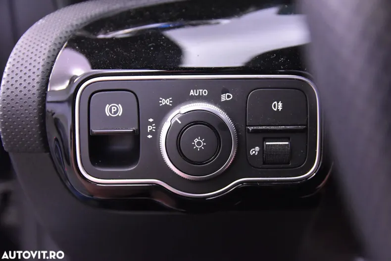 Mercedes-Benz CLA din 2024 cu 14.102 km - oferta MER151356 - foto 15