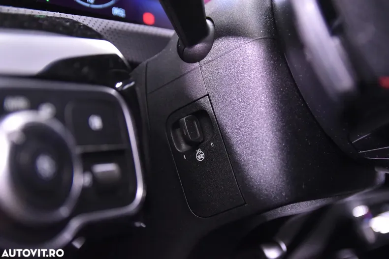 Mercedes-Benz CLA din 2024 cu 14.102 km - oferta MER151356 - foto 16