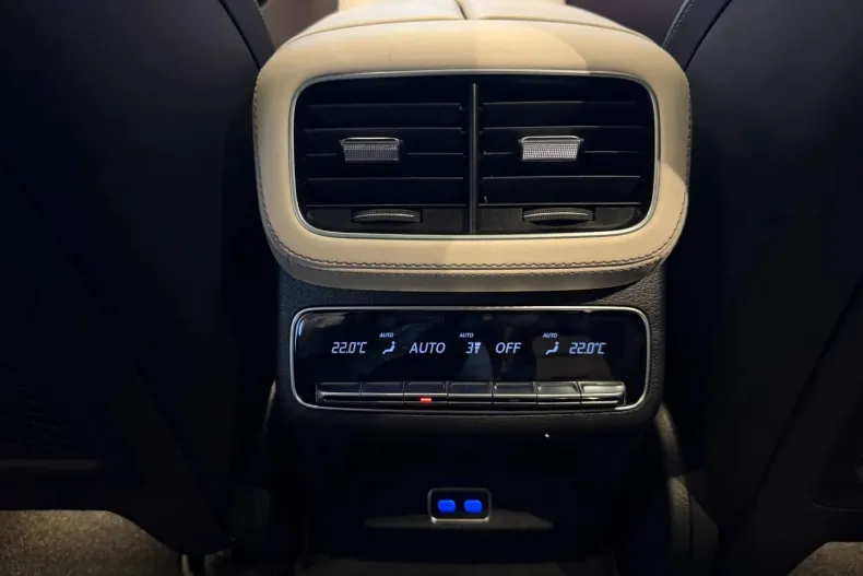 Mercedes-Benz GLE din 2025 cu 1 km - oferta MER151369 - foto 15