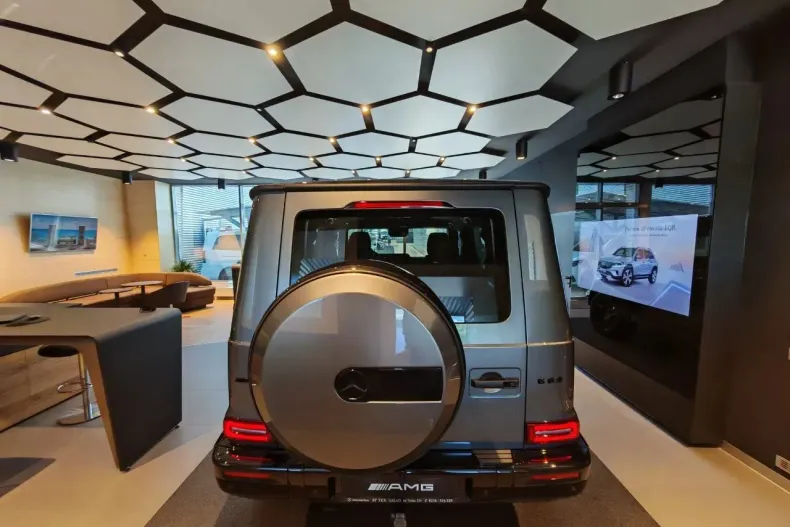 Mercedes-Benz G din 2025 cu 3.100 km - oferta MER151370 - foto 14