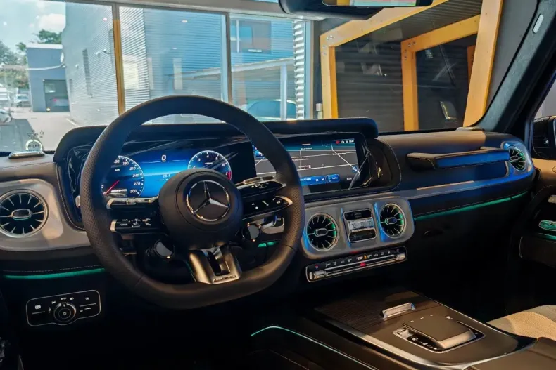 Mercedes-Benz G din 2025 cu 3.100 km - oferta MER151370 - foto 19