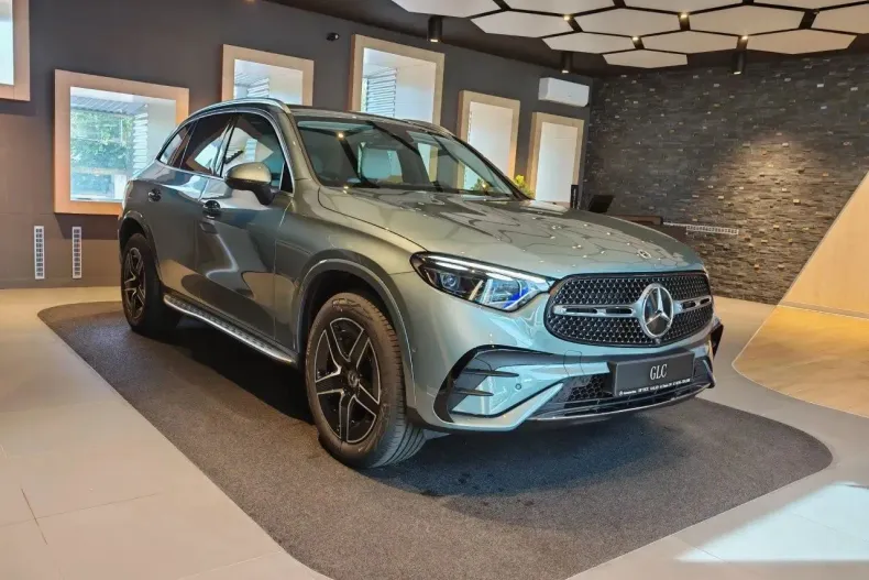 Mercedes-Benz GLC din 2025 cu 1 km - oferta MER151371 - foto 1