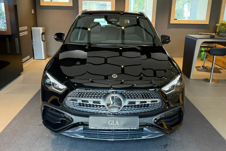 Mercedes-Benz GLA din 2025 cu 3.500 km - oferta MER151375 - foto 7