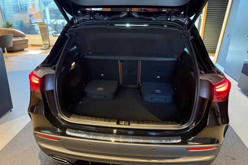 Mercedes-Benz GLA din 2025 cu 3.500 km - oferta MER151375 - foto 20