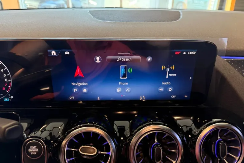 Mercedes-Benz GLA din 2025 cu 3.500 km - oferta MER151375 - foto 22