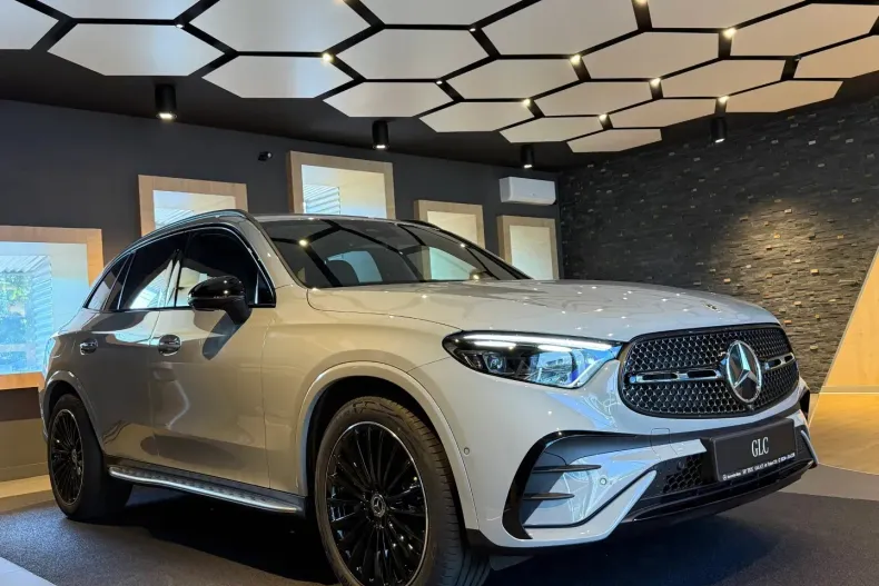 Mercedes-Benz GLC din 2025 cu 1 km - oferta MER151376 - foto 3