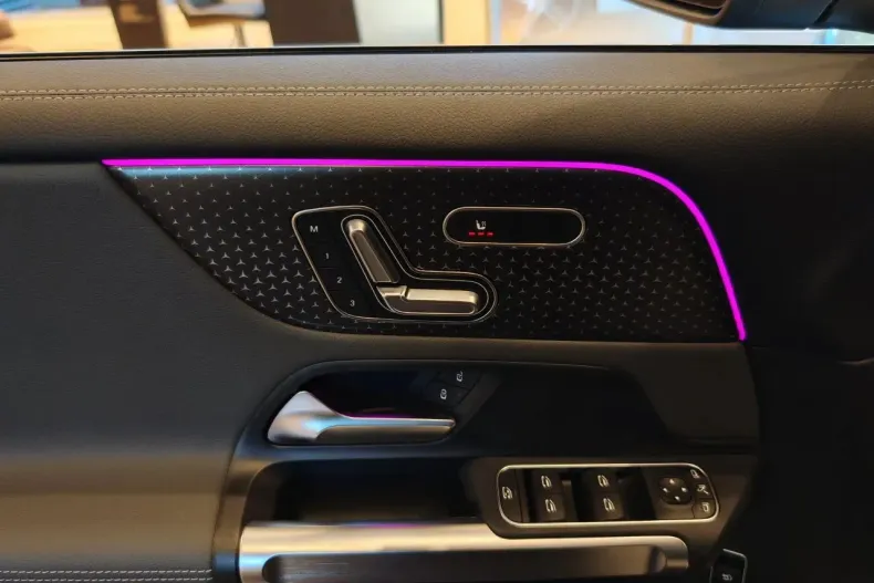 Mercedes-Benz EQB din 2025 cu 1 km - oferta MER151377 - foto 18