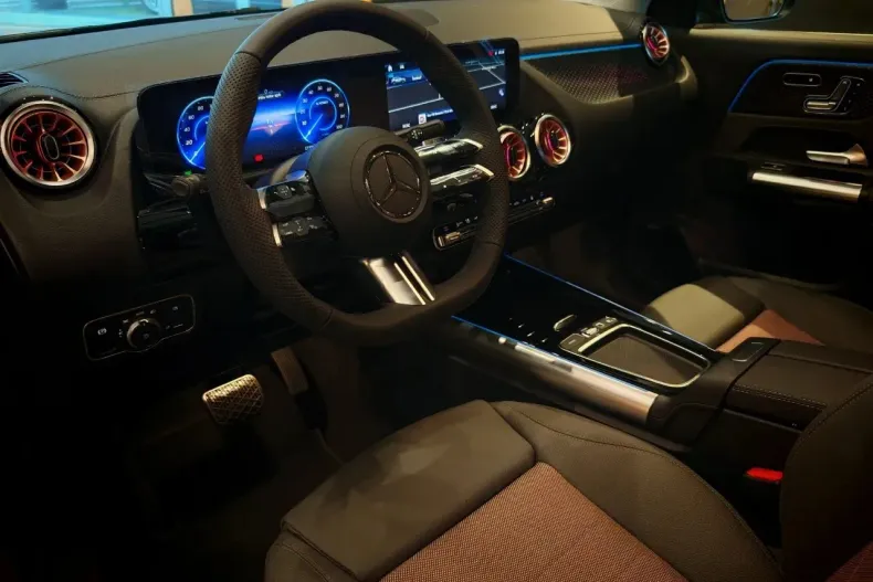 Mercedes-Benz EQA din 2025 cu 3.500 km - oferta MER151378 - foto 2