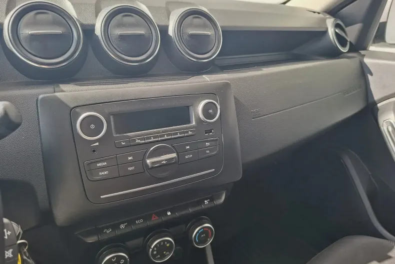 Dacia Duster din 2021 cu 51.699 km - oferta DAC151381 - foto 23