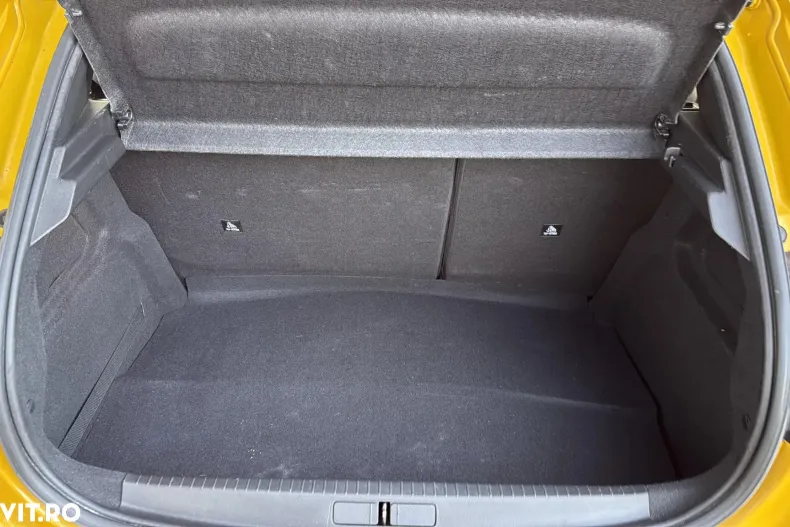 Peugeot 208 din 2021 cu 23.241 km - oferta PEU151383 - foto 19