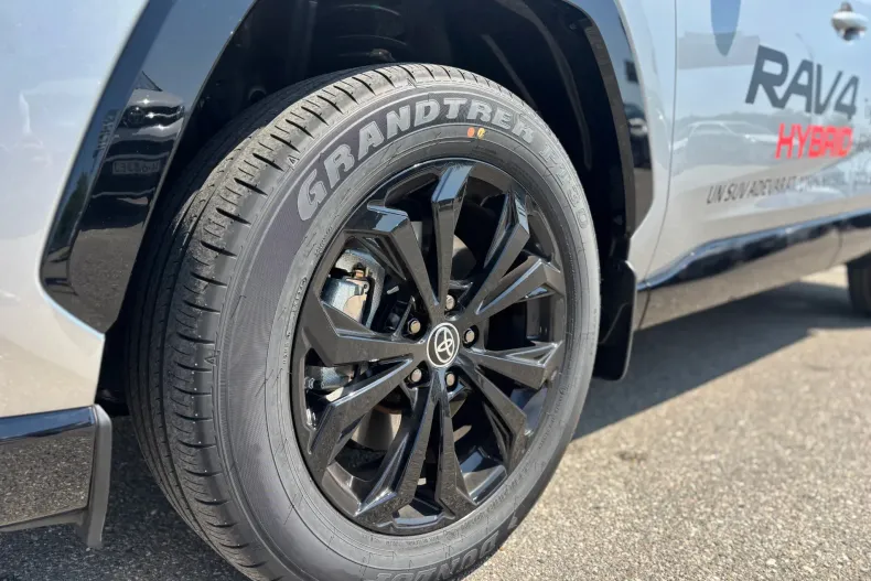 Toyota RAV4 din 2025 cu 10 km - oferta TOY151398 - foto 9