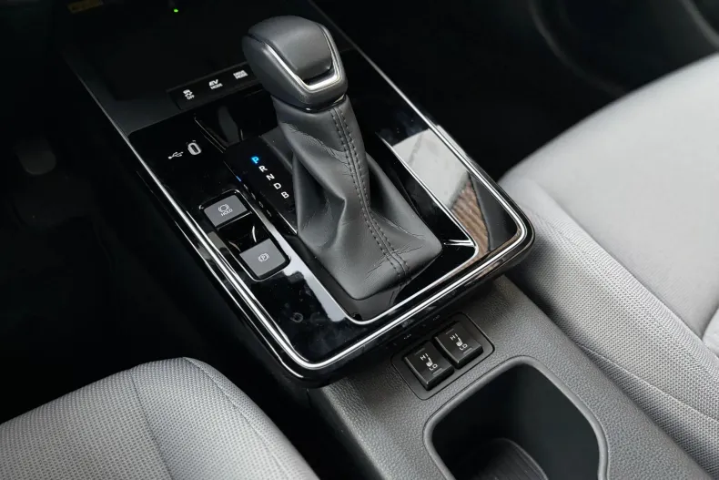 Toyota Corolla din 2025 cu 1.100 km - oferta TOY151399 - foto 21