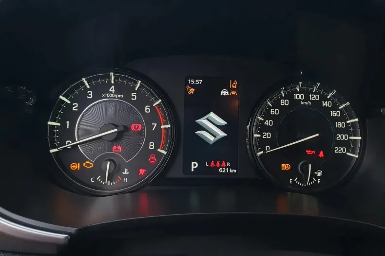 Suzuki Vitara din 2025 cu 620 km - oferta SUZ151403 - foto 10