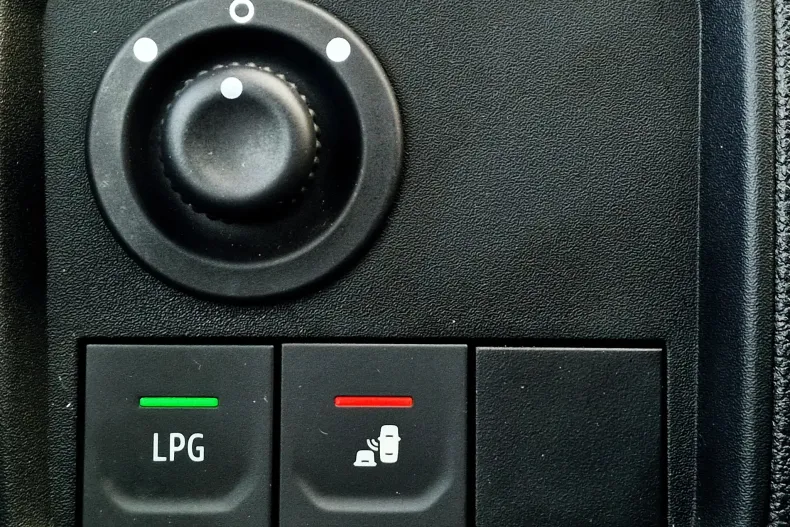 Dacia Duster din 2021 cu 57.745 km - oferta DAC151404 - foto 19