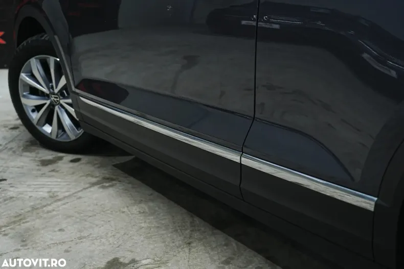 Volkswagen T-Roc din 2021 cu 33.704 km - oferta VOL151413 - foto 12