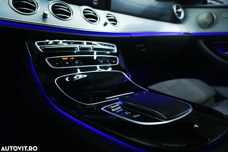 Mercedes-Benz E din 2021 cu 143.335 km - oferta MER151415 - foto 38