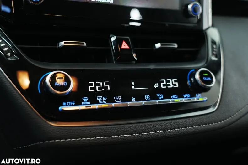 Toyota Corolla din 2021 cu 153.404 km - oferta TOY151416 - foto 26