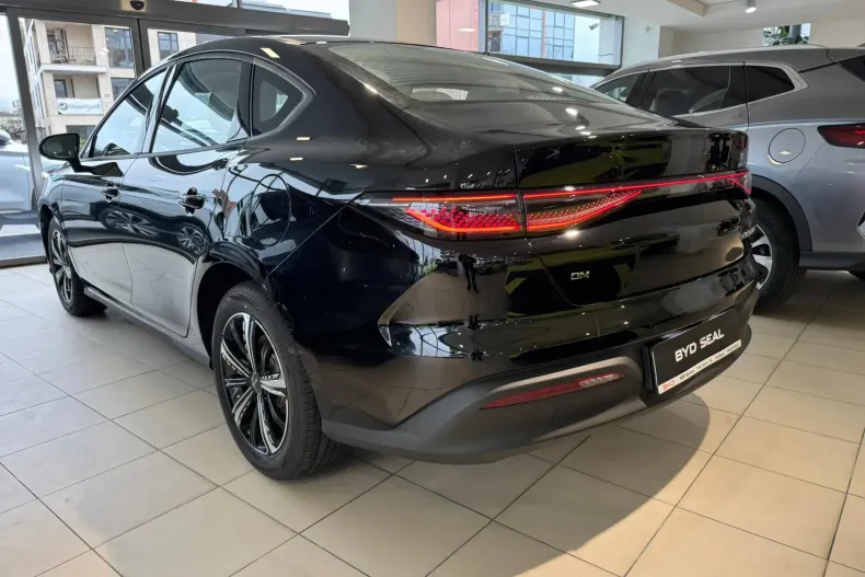 BYD SEAL din 2025 cu 5 km - oferta BYD151425 - foto 8