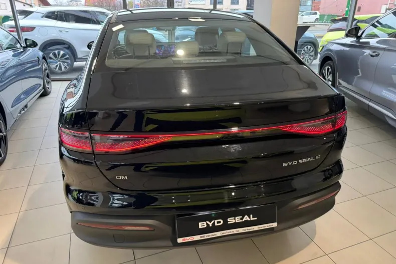 BYD SEAL din 2025 cu 5 km - oferta BYD151425 - foto 11