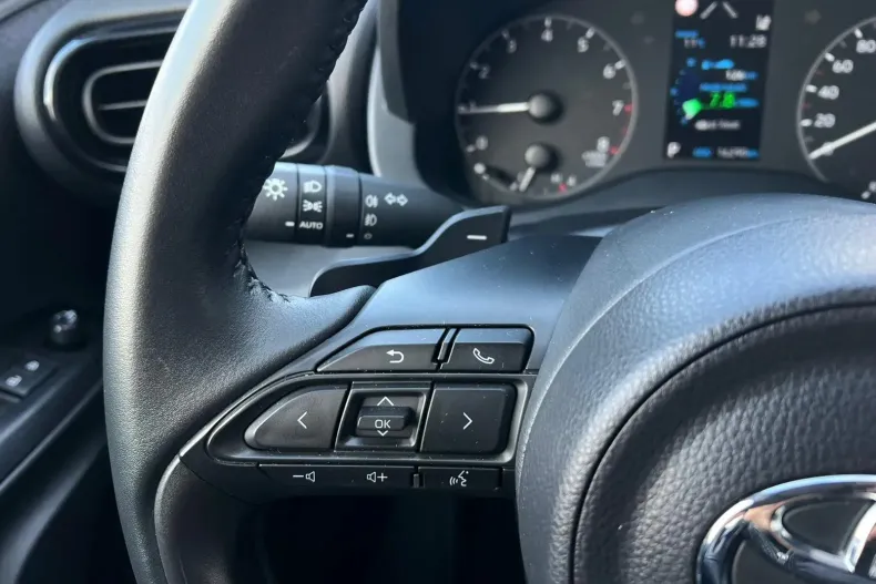 Toyota Yaris din 2023 cu 16.290 km - oferta TOY151428 - foto 15