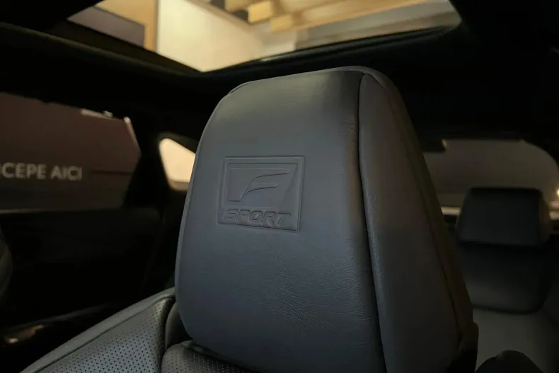 Lexus Seria RX din 2023 cu 16.162 km - oferta LEX151429 - foto 35