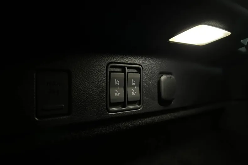 Lexus Seria RX din 2023 cu 16.162 km - oferta LEX151429 - foto 37