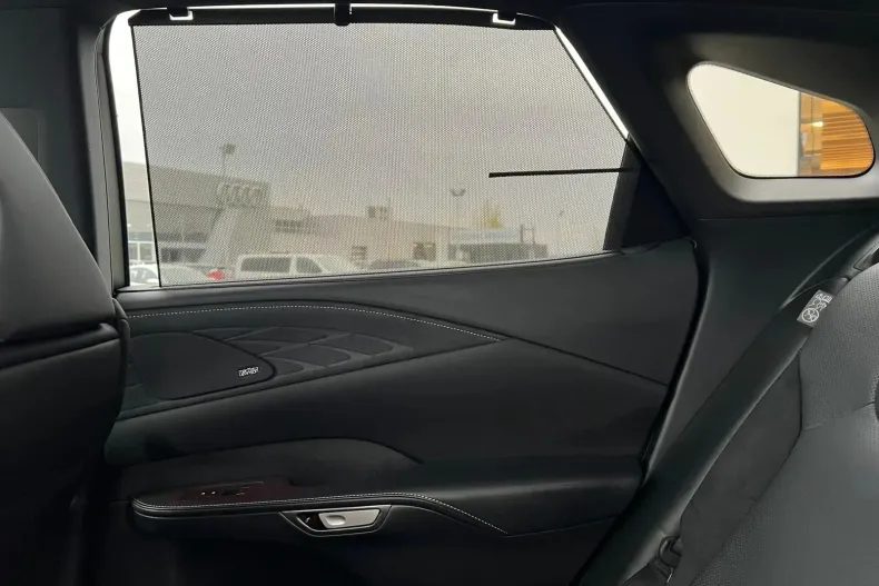 Lexus Seria RX din 2023 cu 16.162 km - oferta LEX151429 - foto 39