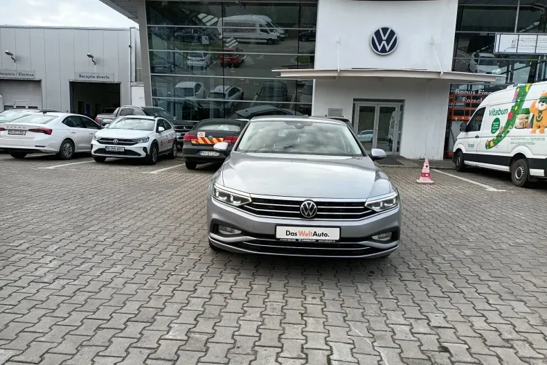 Volkswagen Passat din 2021 cu 131.058 km - oferta VOL151432 - foto 2