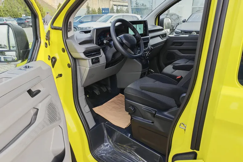 Volkswagen Transporter din 2025 cu 10 km - oferta VOL151433 - foto 11