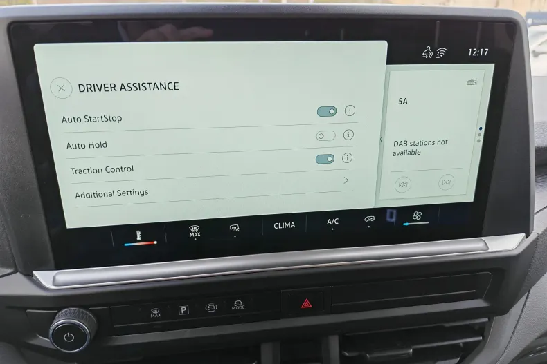 Volkswagen Transporter din 2025 cu 10 km - oferta VOL151433 - foto 17