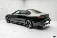 BMW Seria 7 din 2025 cu 6.000 km - oferta BMW151439 - foto 9