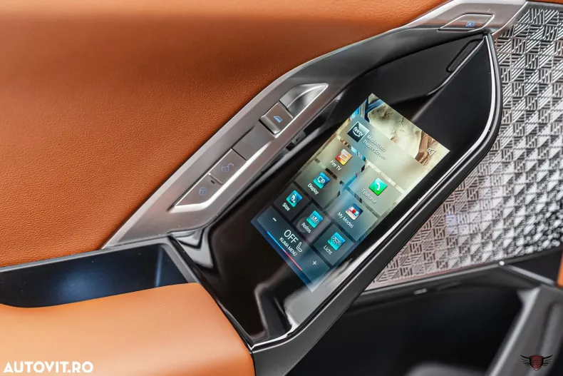 BMW Seria 7 din 2025 cu 6.000 km - oferta BMW151439 - foto 26