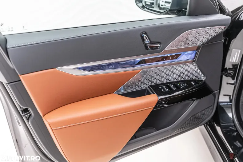 BMW Seria 7 din 2025 cu 6.000 km - oferta BMW151439 - foto 33