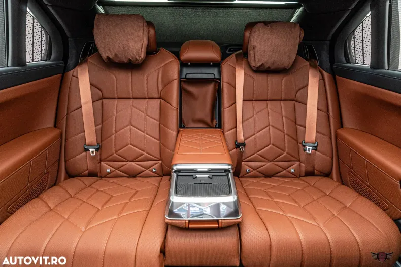 BMW Seria 7 din 2025 cu 6.000 km - oferta BMW151439 - foto 38