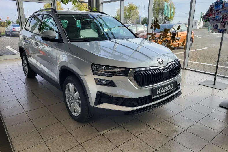 Skoda Karoq din 2025 cu 15 km - oferta SKO151444 - foto 2