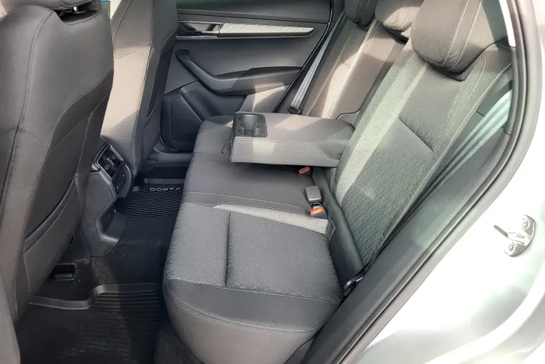 Skoda Karoq din 2025 cu 15 km - oferta SKO151444 - foto 9