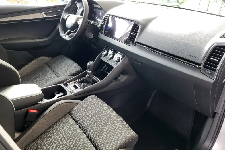 Skoda Karoq din 2025 cu 15 km - oferta SKO151444 - foto 11