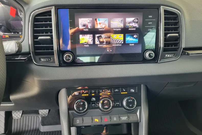 Skoda Karoq din 2025 cu 15 km - oferta SKO151444 - foto 21