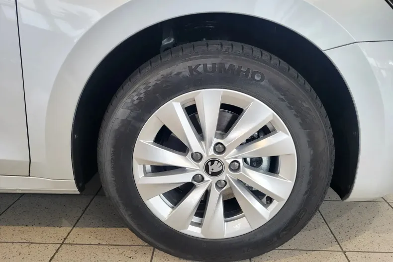 Skoda Octavia din 2025 cu 44 km - oferta SKO151445 - foto 32