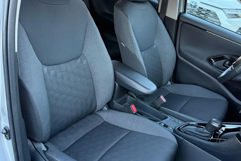 Toyota Yaris din 2024 cu 101.700 km - oferta TOY151451 - foto 11