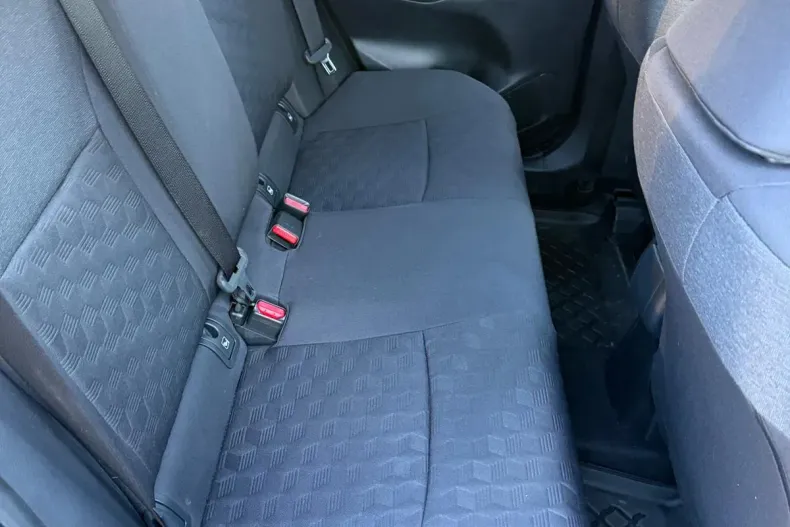 Toyota Yaris din 2024 cu 101.700 km - oferta TOY151451 - foto 13