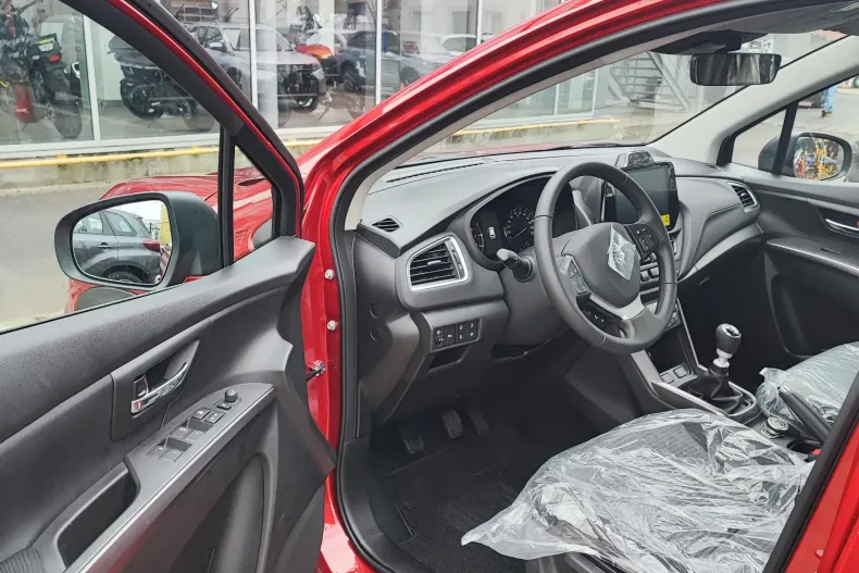 Suzuki S-Cross din 2025 cu 0 km - oferta SUZ151464 - foto 7