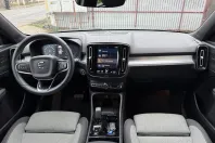 Volvo XC40 din 2023 cu 26.215 km - oferta VOL151465 - foto 5