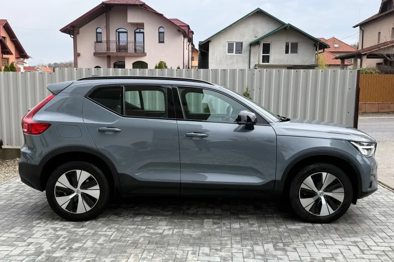 Volvo XC40 din 2023 cu 26.215 km - oferta VOL151465 - foto 12