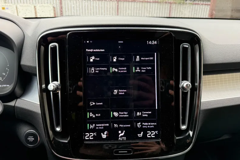 Volvo XC40 din 2023 cu 26.215 km - oferta VOL151465 - foto 22