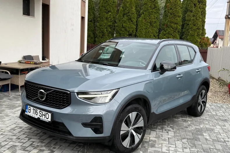 Volvo XC40 din 2023 cu 26.215 km - oferta VOL151465 - foto 28
