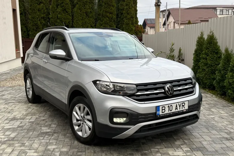 Volkswagen T-Cross din 2023 cu 39.224 km - oferta VOL151466 - foto 1