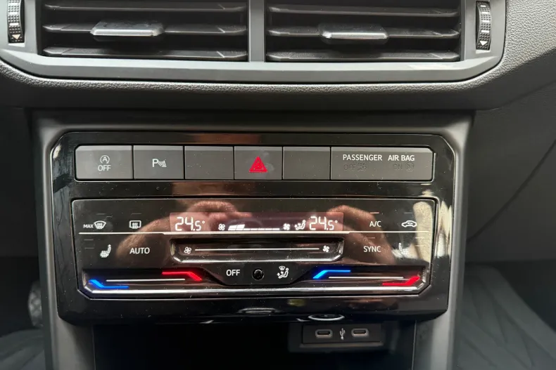 Volkswagen T-Cross din 2023 cu 39.224 km - oferta VOL151466 - foto 18